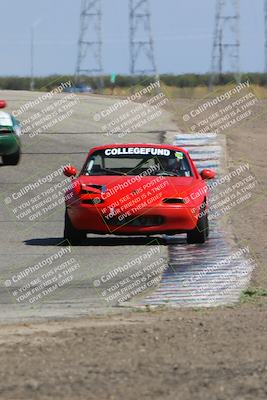 media/Oct-01-2023-24 Hours of Lemons (Sun) [[82277b781d]]/1045am (Outside Grapevine)/